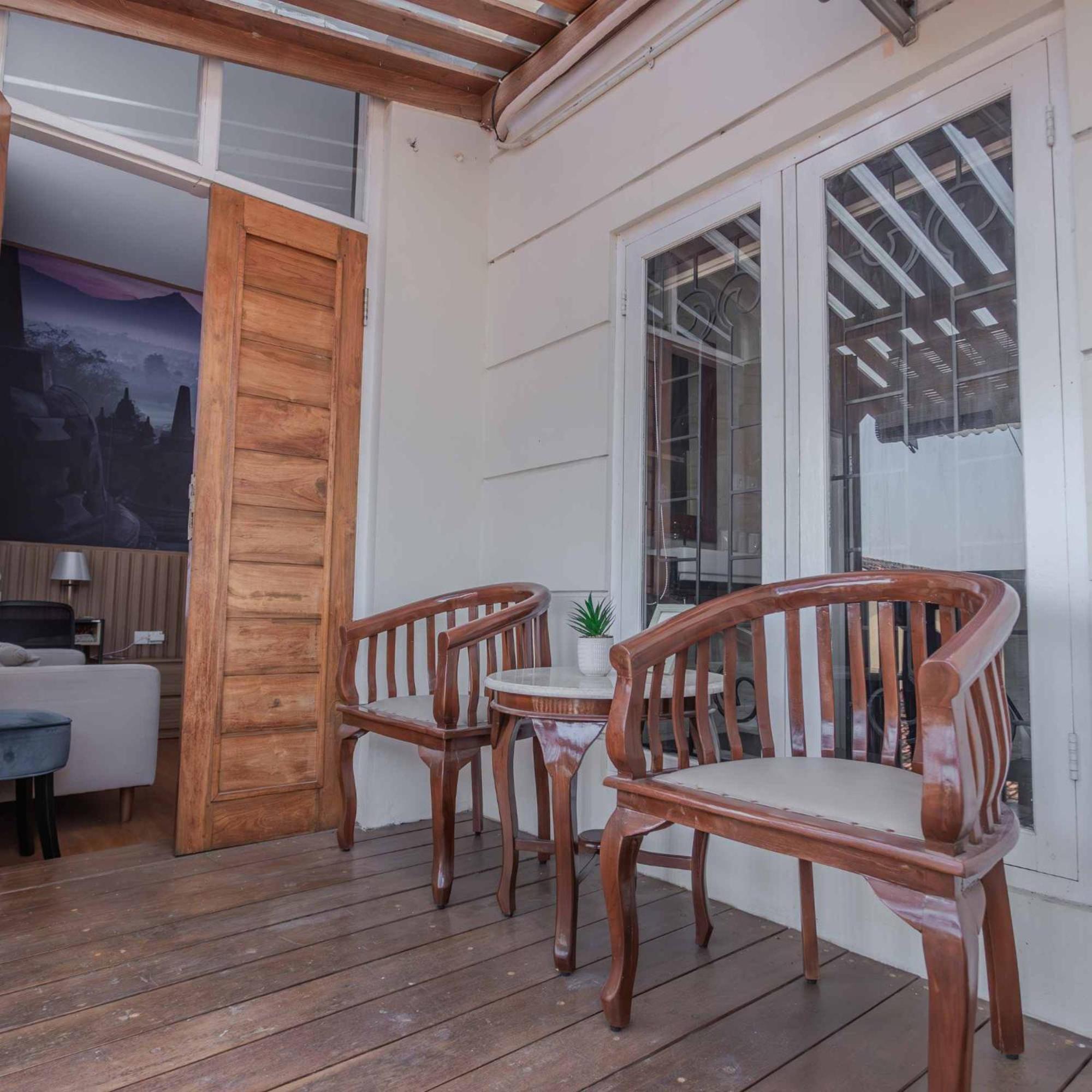 Inez Homestay Yogyakarta Bagian luar foto