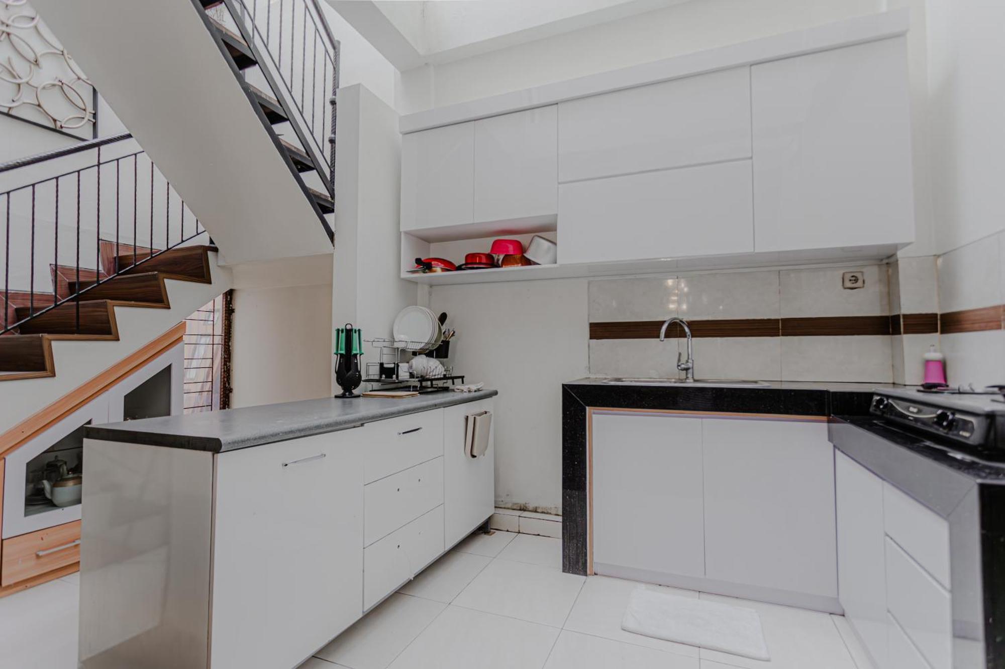 Inez Homestay Yogyakarta Bagian luar foto