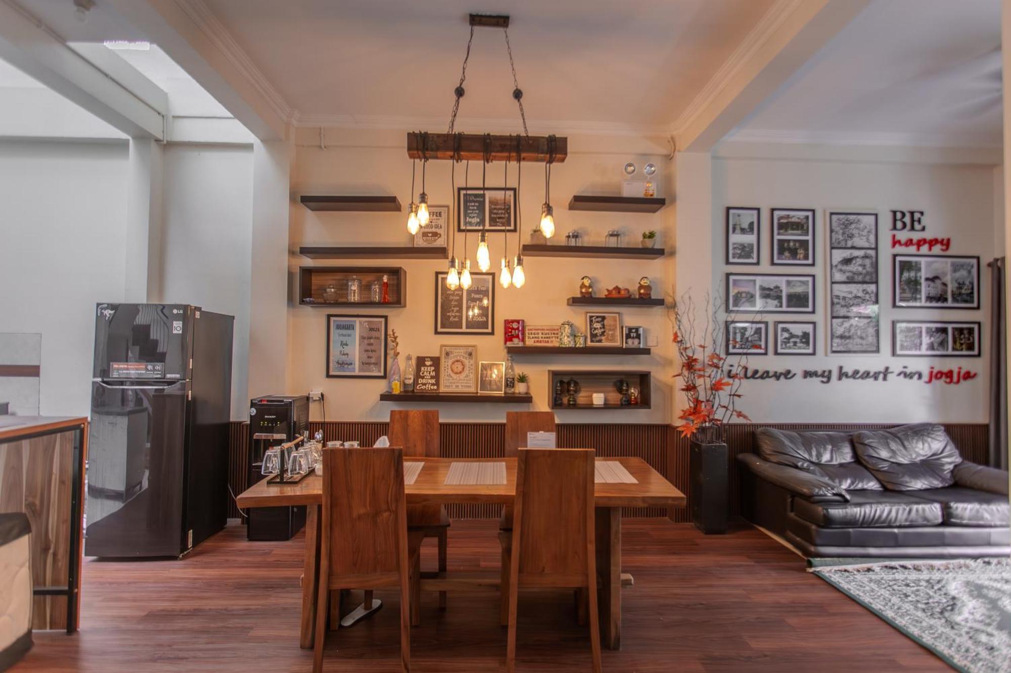Inez Homestay Yogyakarta Bagian luar foto